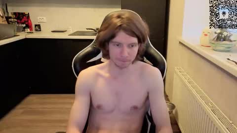 Snapshot of spaisenok chatting on 11.07.25 Mike online show from 11.07.25