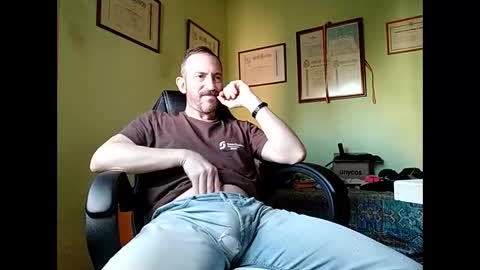 Manu  online show from 01.11.25