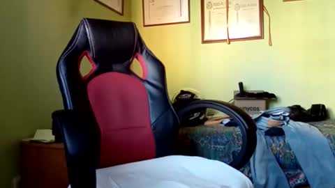 Manu  online show from 01.15.25