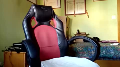 Manu  online show from 10.10.25