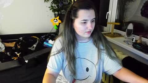 Snapshot of spanking_girls chatting on 12.22.24 Evgenia online show from 12.22.24