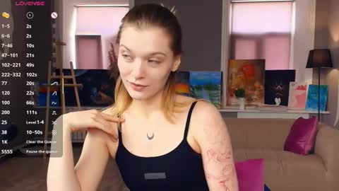 Snapshot of sparkly_k chatting on 06.19.26 Kate online show from 06.19.26