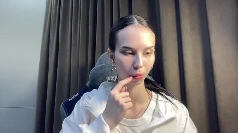 Christina online show from 03.28.26