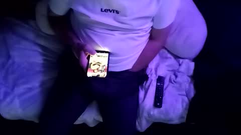 Snapshot of sparkyspeedway chatting on 11.23.25 sparkyspeedway online show from 11.23.25