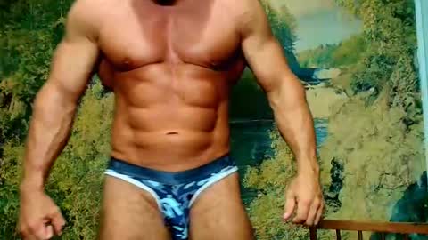 Snapshot of spartacusdom chatting on 09.17.25 spartacusdom online show from 09.17.25