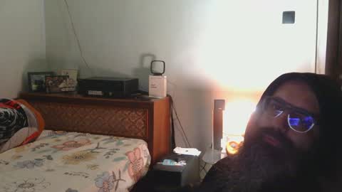 Snapshot of specialextasy chatting on 01.15.25 Extasy online show from 01.15.25