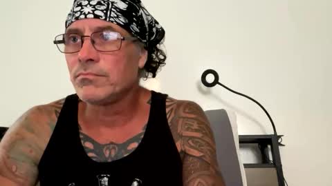 specter1972 online show from 11.27.25