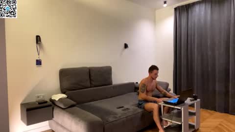 Alex online show from 10.21.25