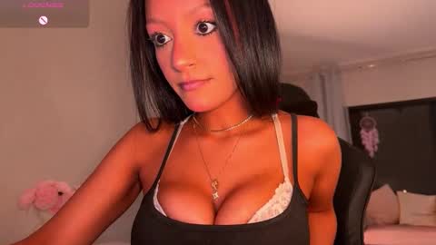 Snapshot of spicestacy1103 chatting on 11.29.25 Stacy online show from 11.29.25