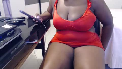 SPICYCHOCSTRAW online show from 05.27.26