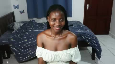 Snapshot of spicysashaa chatting on 10.04.25 spicysashaa online show from 10.04.25