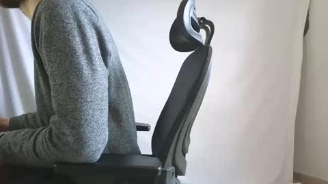 Marco. When Im offline you can view premium content in bio online show from 04.01.26