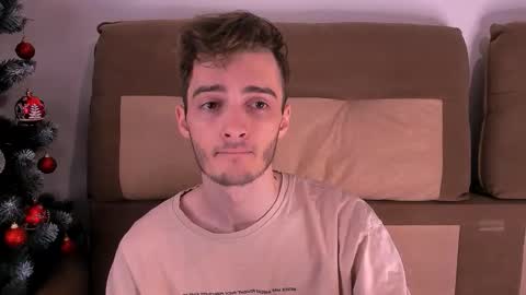 Snapshot of spider___man chatting on 12.19.25 Spidey online show from 12.19.25