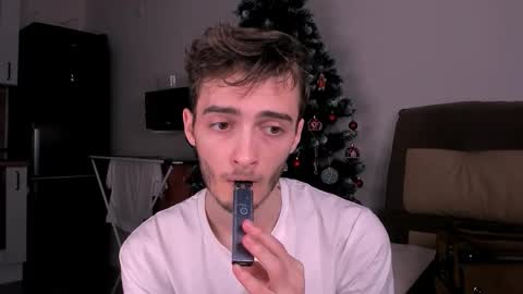 Snapshot of spider___man chatting on 12.21.25 Spidey online show from 12.21.25