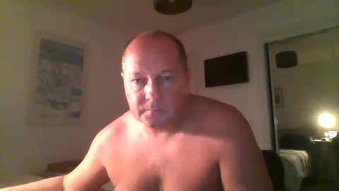Snapshot of spidey1051a chatting on 01.11.25 spidey1051a online show from 01.11.25