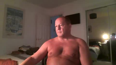 Snapshot of spidey1051a chatting on 01.18.25 spidey1051a online show from 01.18.25
