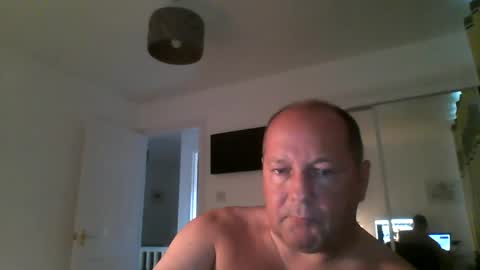 Snapshot of spidey1051a chatting on 10.11.25 spidey1051a online show from 10.11.25