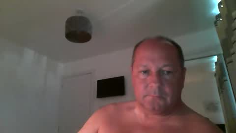 Snapshot of spidey1051a chatting on 04.29.26 spidey1051a online show from 04.29.26
