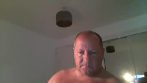 Snapshot of spidey1051a chatting on 06.05.26 spidey1051a online show from 06.05.26