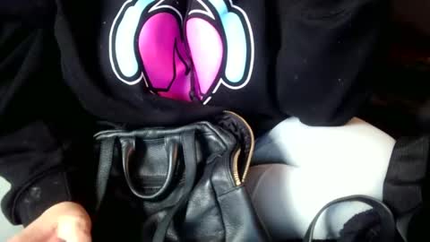 Vanessa Spade online show from 04.06.26