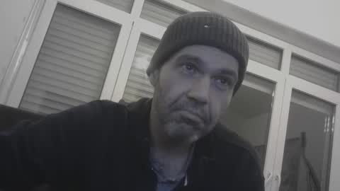 Snapshot of spliffray chatting on 12.16.24 spliffray online show from 12.16.24