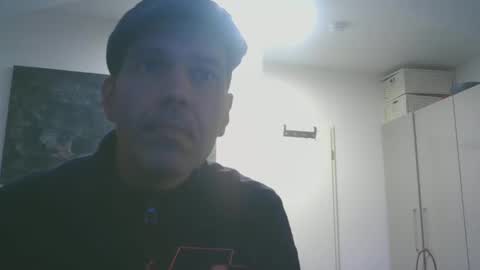 Snapshot of spliffray chatting on 12.29.24 spliffray online show from 12.29.24