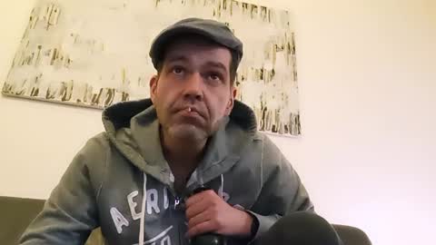 Snapshot of spliffray chatting on 02.11.25 spliffray online show from 02.11.25