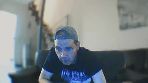 Snapshot of spliffray chatting on 09.19.25 spliffray online show from 09.19.25