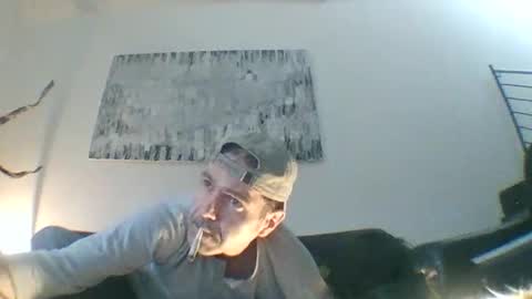 Snapshot of spliffray chatting on 10.08.25 spliffray online show from 10.08.25