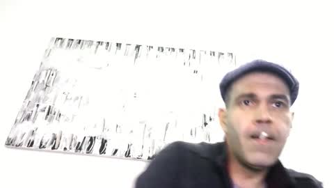 Snapshot of spliffray chatting on 04.16.26 spliffray online show from 04.16.26