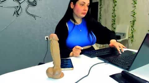 Lilith online show from 02.11.26