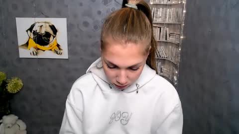 Karina online show from 02.05.25