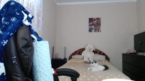 Tips are the best compliment to a woman online show from 01.13.25