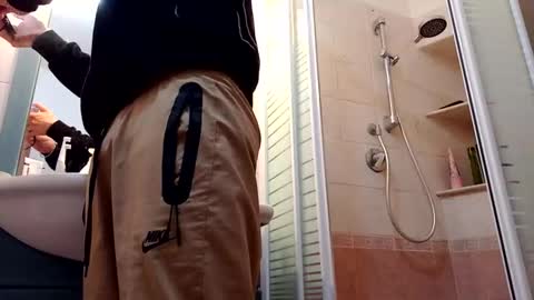 sprullo503609 online show from 10.30.25