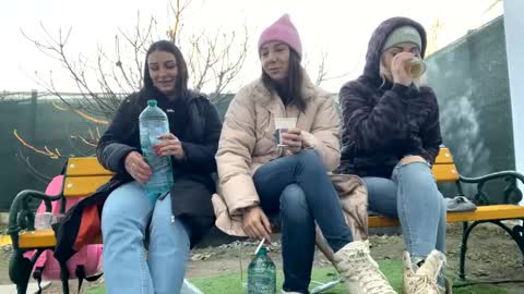 My name is Maya Lush is activeThere are legends that in this room all your wishes can come true  Private is Open online show from 12.18.24