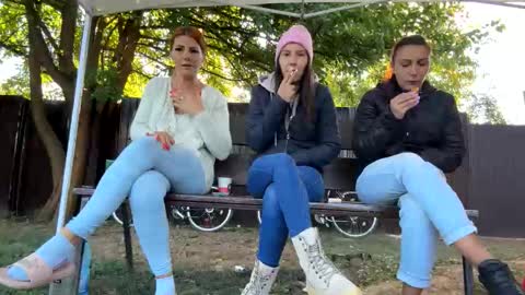 My name is Maya Lush is activeThere are legends that in this room all your wishes can come true  Private is Open online show from 09.20.25