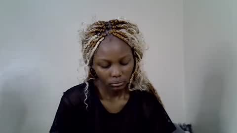 Snapshot of squirt_godes chatting on 10.07.25 Tashy online show from 10.07.25
