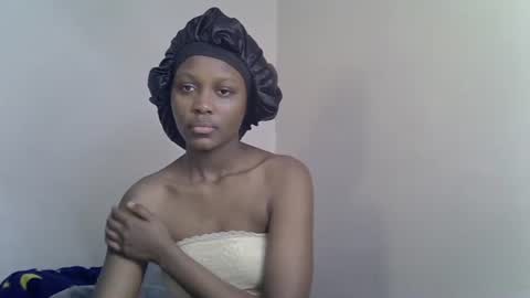 Tashy online show from 10.30.25