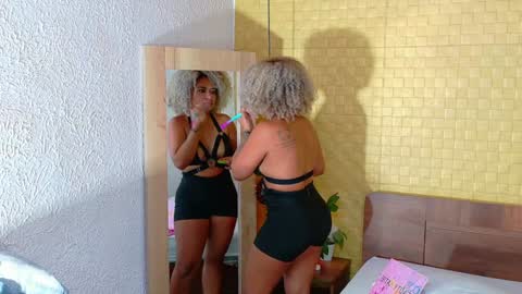 Snapshot of squirter_girl69 chatting on 01.17.25 squirter_girl69 online show from 01.17.25