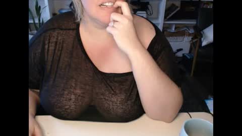 Messi Jessi online show from 01.07.25