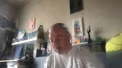 Snapshot of srekos38 chatting on 10.15.25 srekos38 online show from 10.15.25