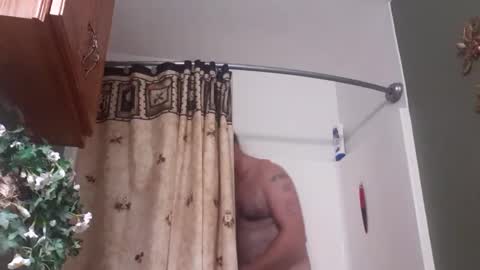 srnewton978 online show from 01.30.25