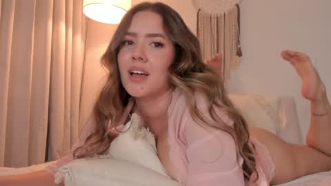 Sophie 3 online show from 01.30.25