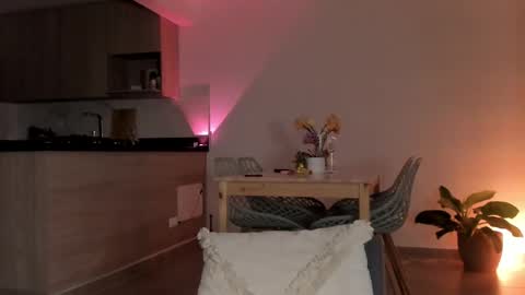 Sophie 3 online show from 03.02.25