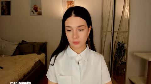 Snapshot of ssash1mii chatting on 10.01.25 Hey guys i miss you so much online show from 10.01.25