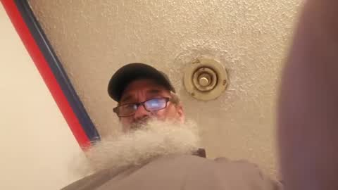 Snapshot of ssdrums3 chatting on 09.27.25 ssdrums3 online show from 09.27.25