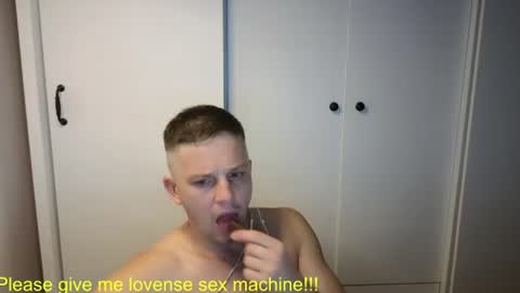 Snapshot of st1vemaster01 chatting on 07.12.26 st1vemaster01 online show from 07.12.26
