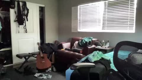 Jose online show from 04.12.26