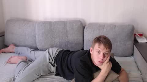 Joe Peach online show from 09.17.25