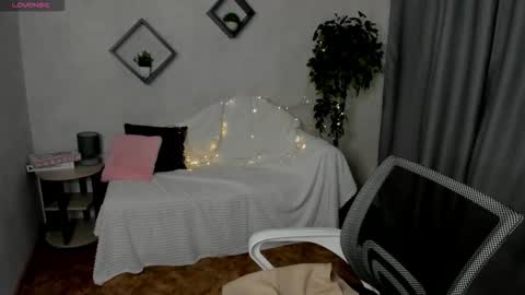 stacey_bliss online show from 11.20.25